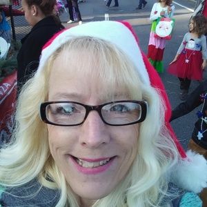 Meet your Posher, Tina